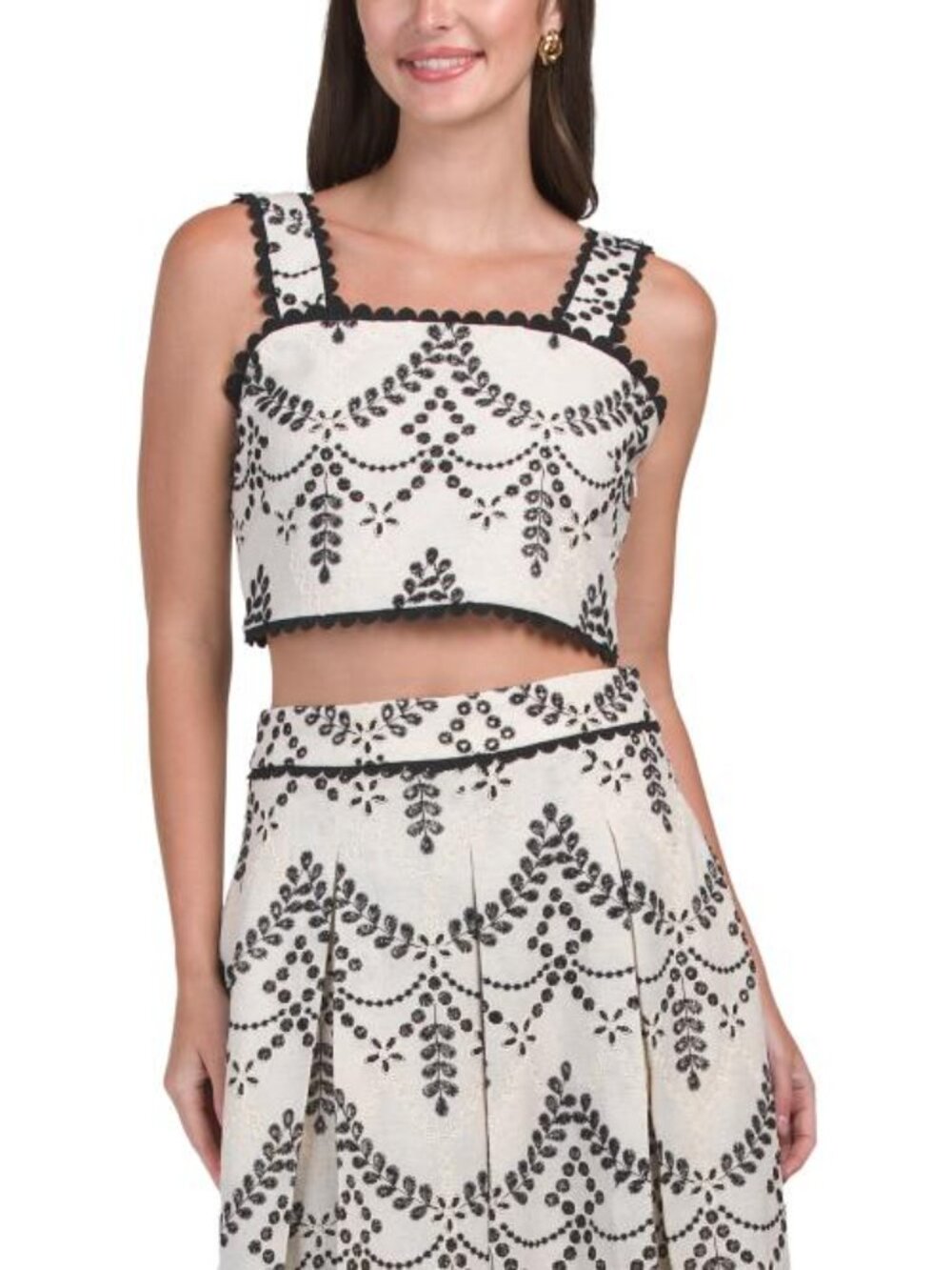 ENGLISH FACTORY Linen Blend Embroidered Sleeveless Top - Picture 1 of 6